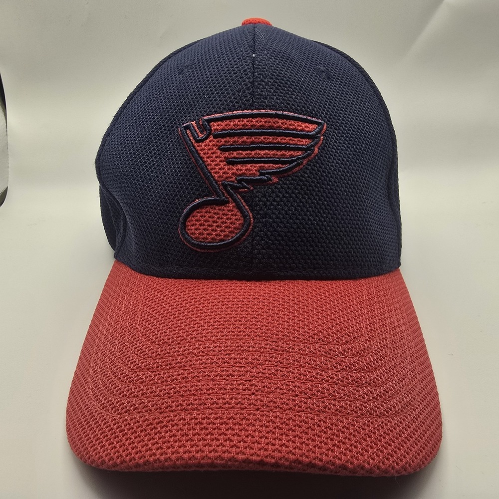 Vintage St. Louis Blues NHL Melonwear Passion Mesh Snapback Hat Navy Red Logo